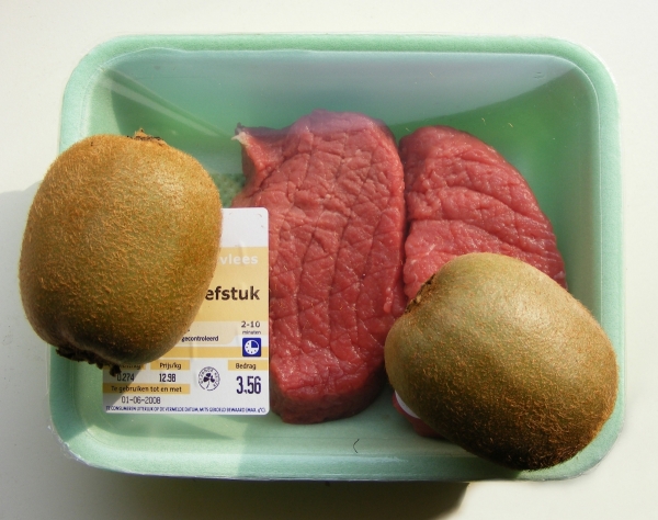 Creation of Kiwi slices: Step 5